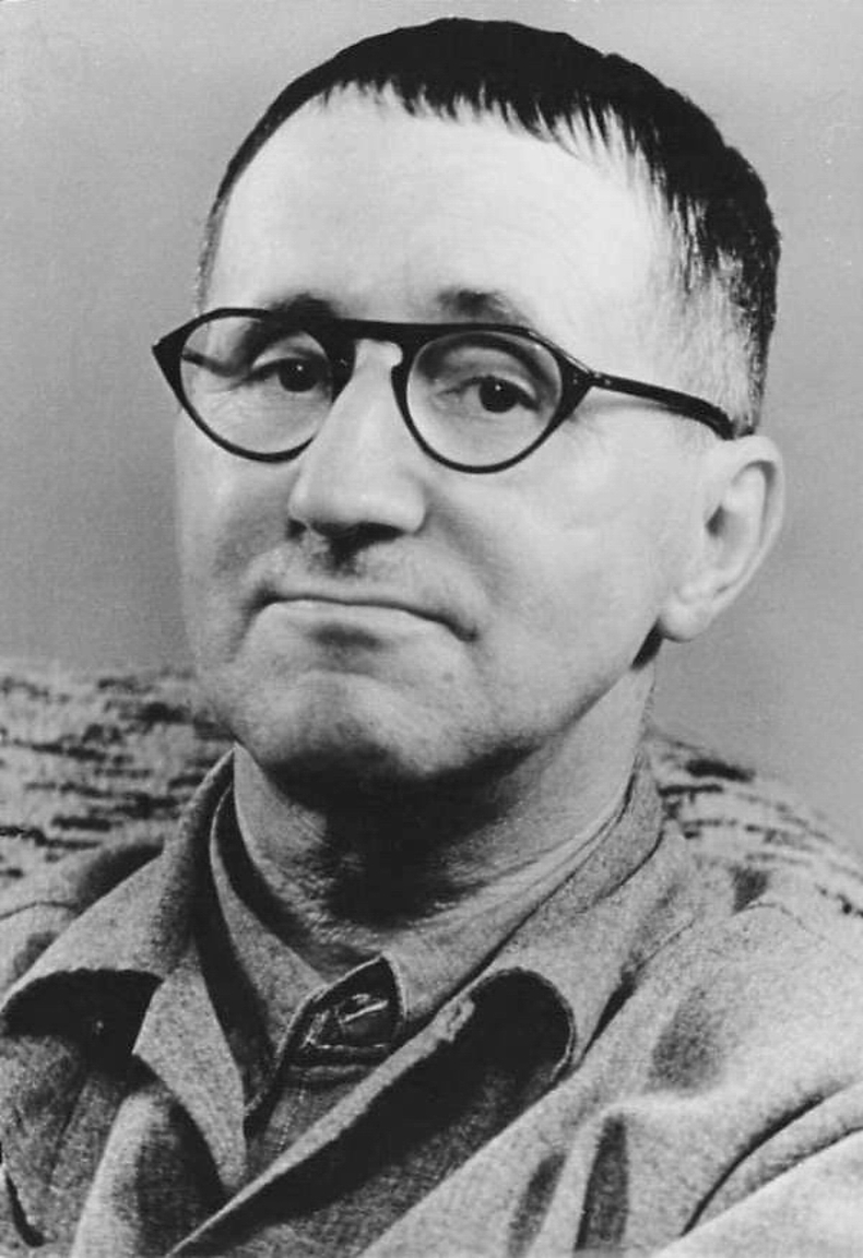 Bertolt Brecht
Bundesarchiv, Bild 183-W0409-300 / Kolbe, Jörg / CC-BY-SA 3.0