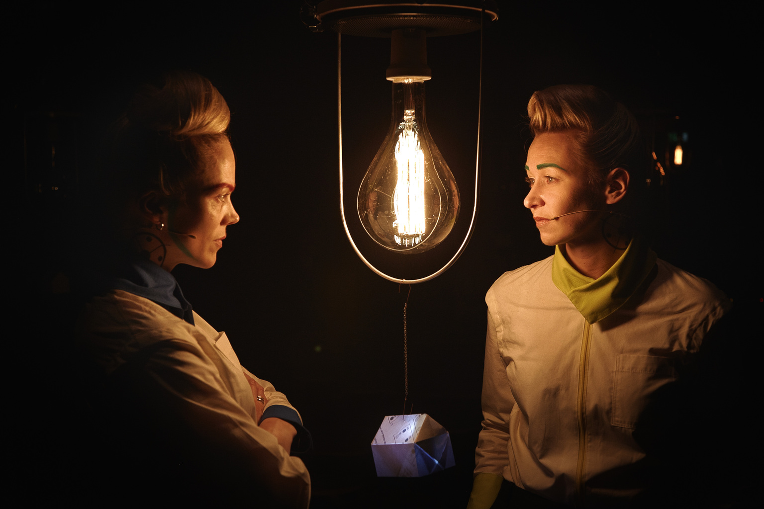 Fra forestillingen Fridomens vegar. Foto: Det Norske Teatret/L-P Lorentz Fra forestillingen Fridomens vegar. Foto: Det Norske Teatret/L-P Lorentz