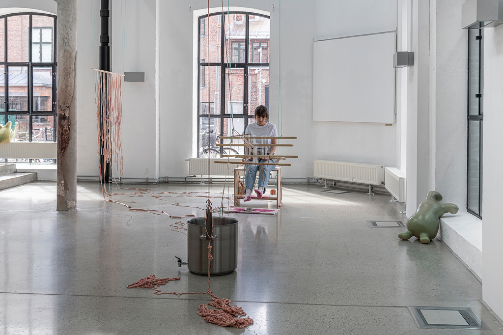 Masterstudium i medium- og materialbasert kunst Masterstudium i medium- og materialbasert kunst