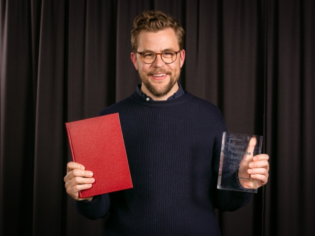 Årets vakreste bok 2017: Gull til Martin Lundell Årets vakreste bok 2017: Gull til Martin Lundell