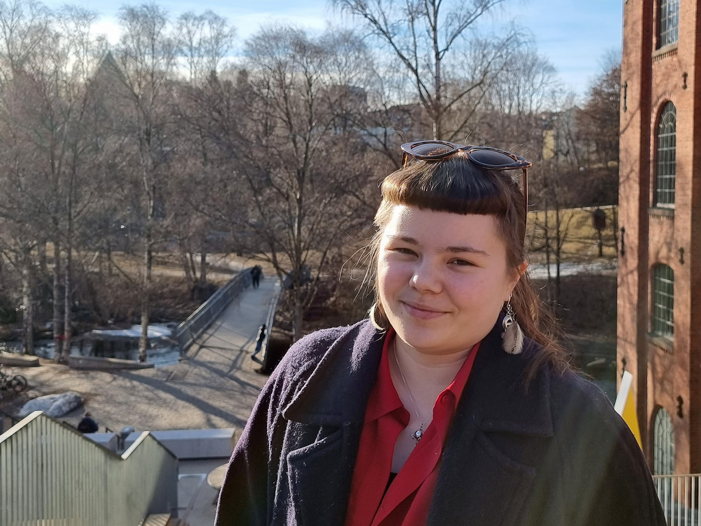 Årets unge Riddu Riđđu-kunstnar Årets unge Riddu Riđđu-kunstnar